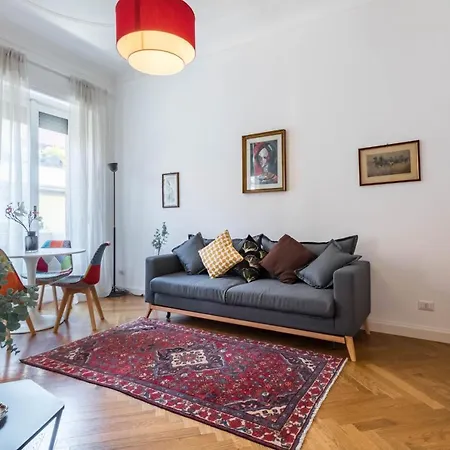 Joivy Lovely Flat For 2 On Quiet Street Near Centre Милан