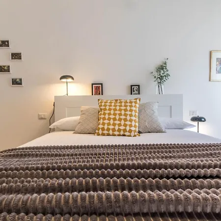 Joivy Lovely Flat For 2 On Quiet Street Near Centre Апартаменты